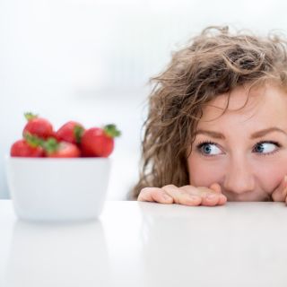 Reduces cravings and excessive appetite